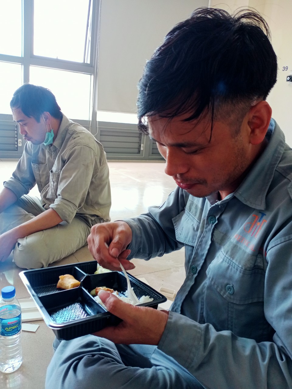 Thi công tại bệnh viện dã chiến TPHCM 16